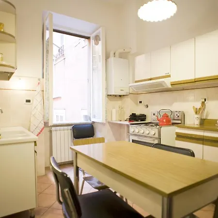 Domus Farnese דירה