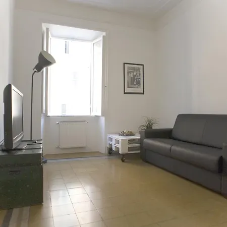 Domus Farnese דירה